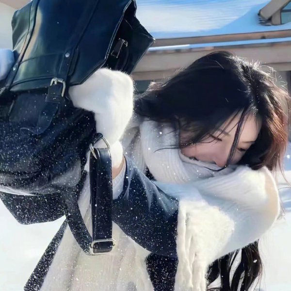 泣血四月 海报