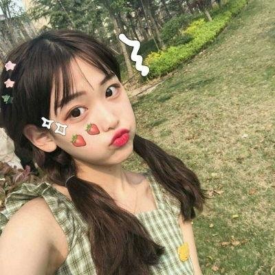 三女性 海报